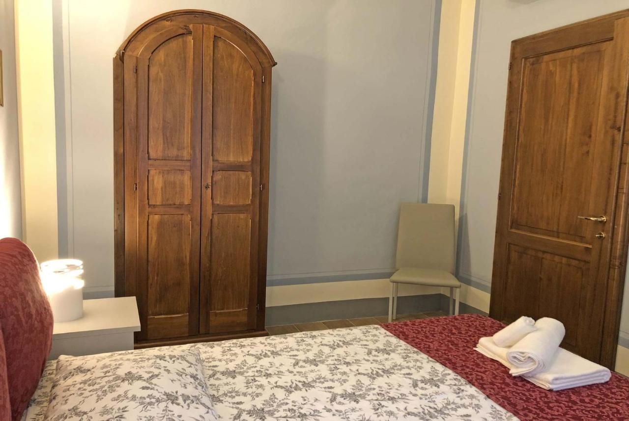 Castello Apartment *